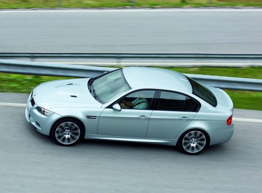  BMW M3 Sedan 2008 года  (фото 65 из 85)